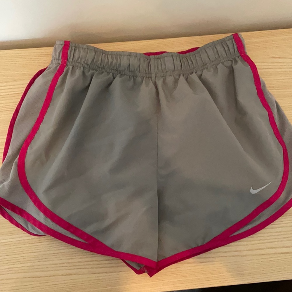Nike Women’s Tempo Running Shorts